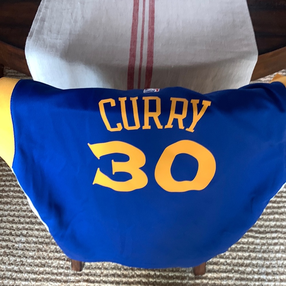 Adias Large Curry Golden State Boys Preloved $30
